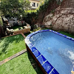 Casa En Junto A Playa Y Tren El Masnou
